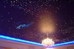 Натяжной потолок с 3D эффектом звездного неба без прокола полотна